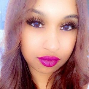 Meet your Posher, Nany